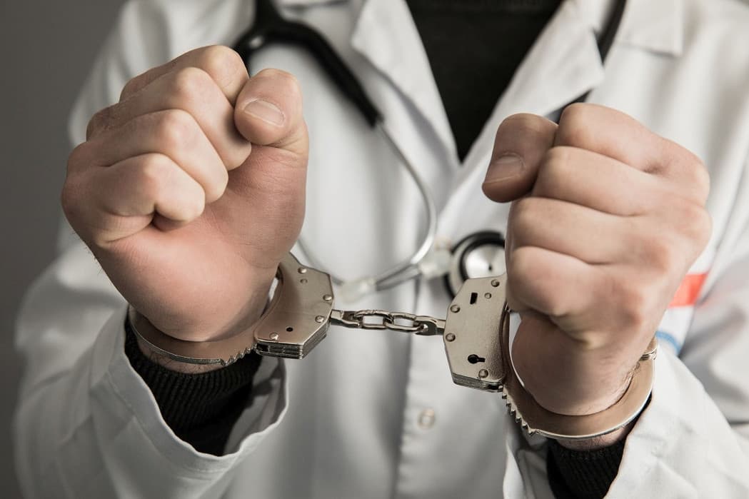 Двое врачей осуждены по делу о смерти 9-летнего ребёнка в частной клинике Ташкента