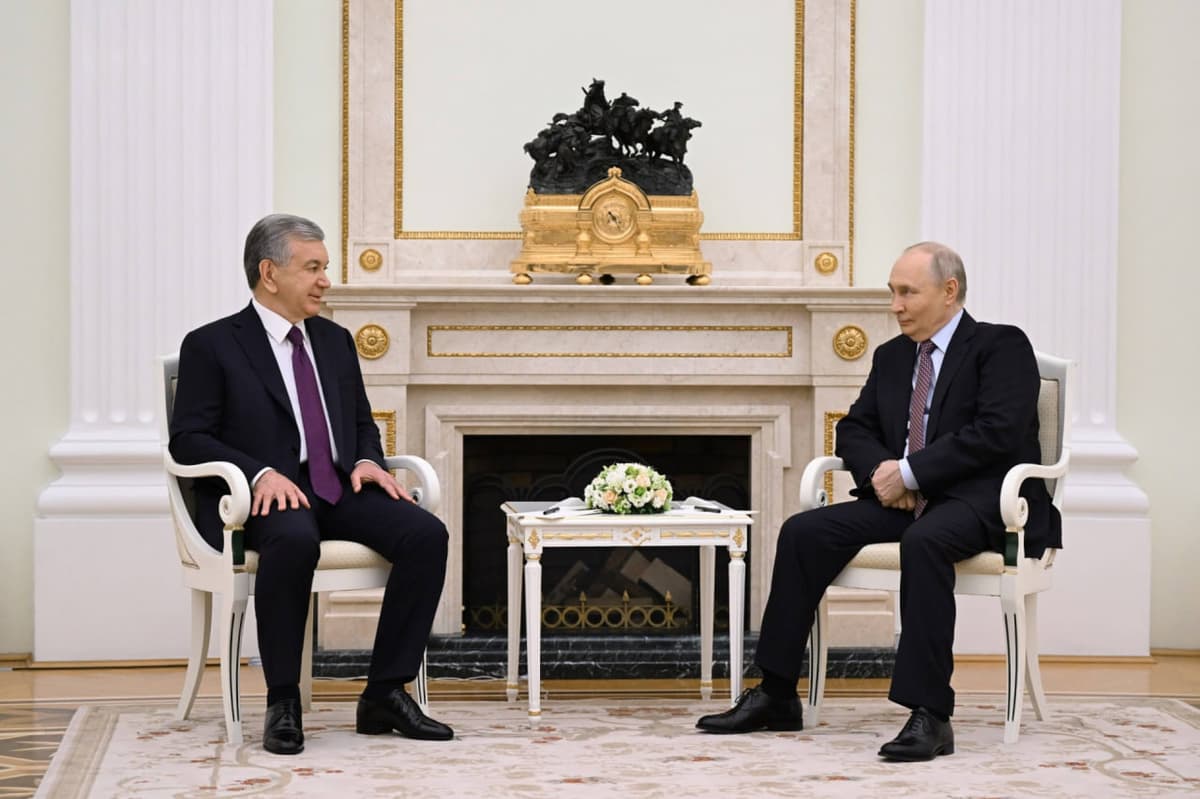 Шавкат Мирзиёев Москвада Владимир Путин билан учрашди