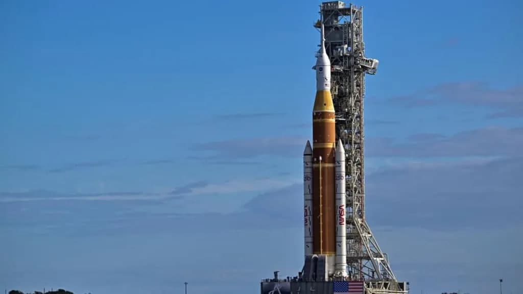 NASA insonni Oyga yubormoqda: kosmik kema tayyorgarlikning so‘nggi bosqichiga o‘tkazildi