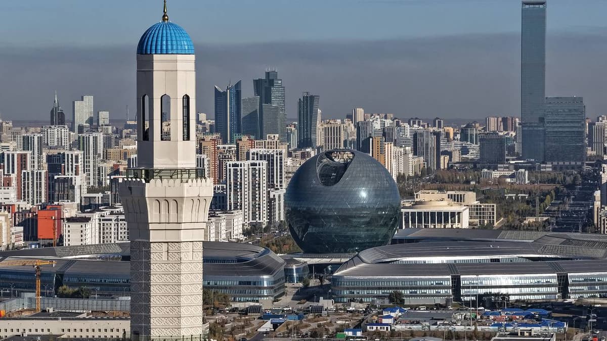 Токаев поручил усилить безопасность критической инфраструктуры в Казахстане