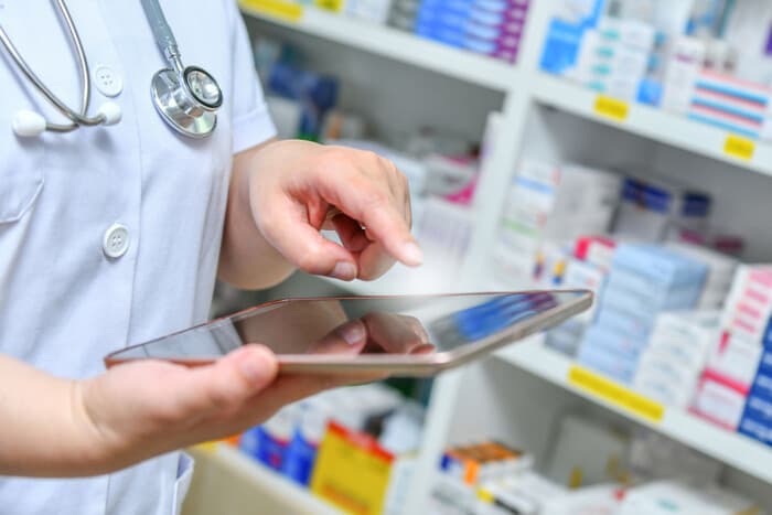 Сформирован перечень жизненно важных лекарств, отпускаемых без рецепта – Минздрав дал разъяснение по электронным рецептам