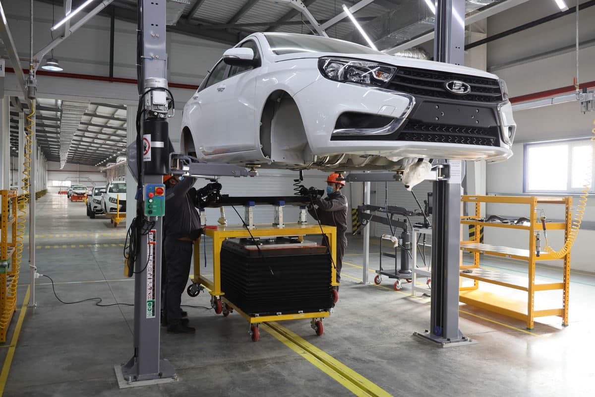 Russian AvtoVAZ may launch car assembly in Uzbekistan under a local brand