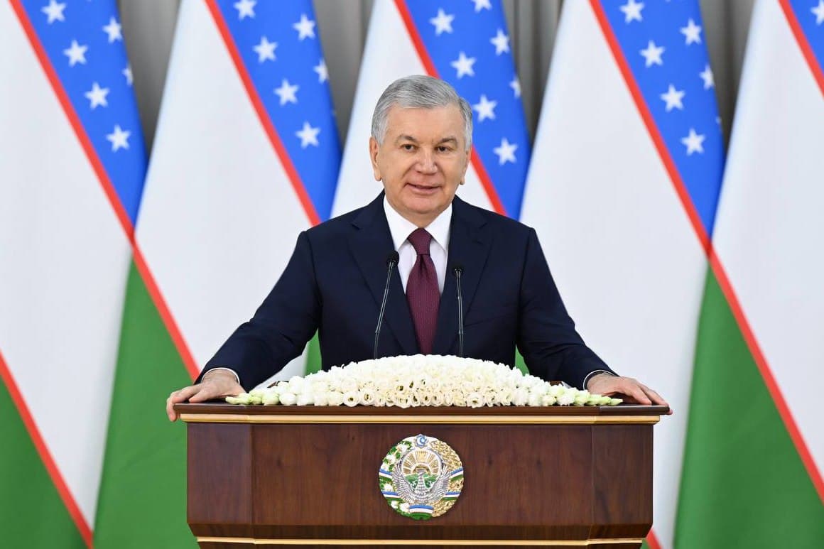 Шавкат Мирзиёев: тиббиёт марказларида ускуналар қувватининг фақат 25 фоизи ишлатиляпти