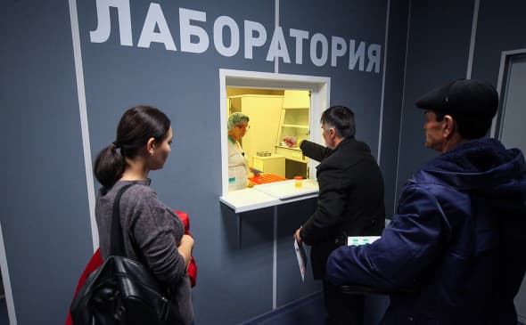 Rossiyada tibbiy ko‘rikdan o‘tishdan bosh tortgan migrantlar uchun jarima 12,5 baravar oshiriladi