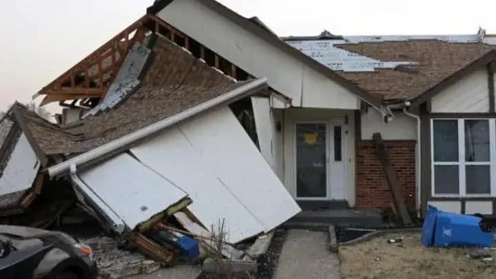 AQShga kuchli tornado yopirildi, o‘nlab qurbonlar bor