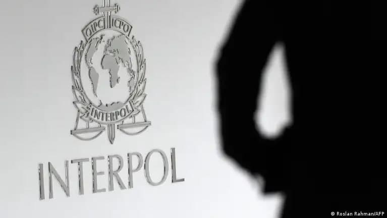 BBC: Interpol Moskvaga xorijdagi rossiyaliklar haqidagi ma’lumotlarni uzatgan