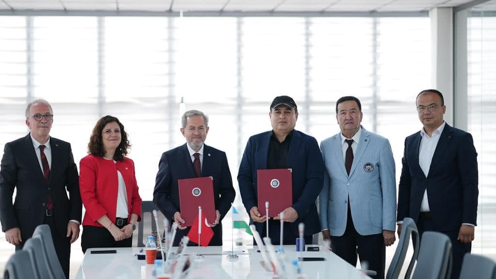 Ma’mun universitetida xalqaro konferensiya va zamonaviy vivariy laboratoriyasi ochildi