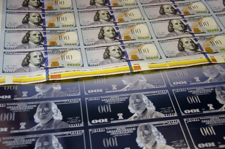 AQSh dollarning ba’zi banknotlari dizaynini o‘zgartiradi