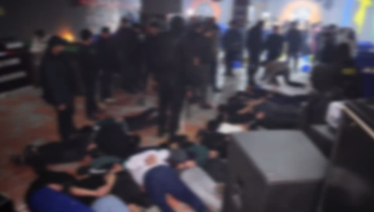 Instagram орқали алданган қизлар: Бухорода жиноий гуруҳ қўлга олинди