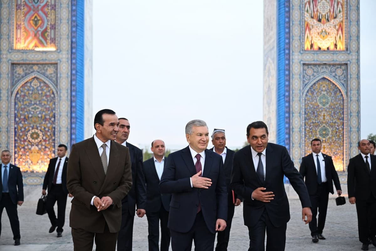 President Mirziyoyev visits Burkhoniddin Marginoni tourism and cultural complex