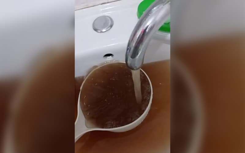 В Ташкенте разъяснили наличие ржавчины в горячей воде