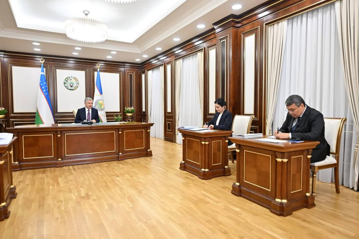 Мирзиёев поручил расширить полномочия министерств и ведомств Узбекистана