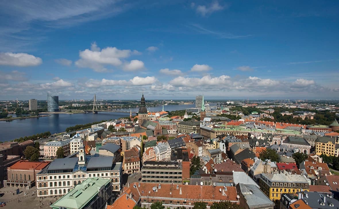 Латвия ва Литва Россия элчиларини чақиртирди