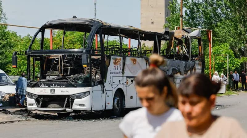 Москвадан Қримга кетаётган йўловчи автобус зарбага учради