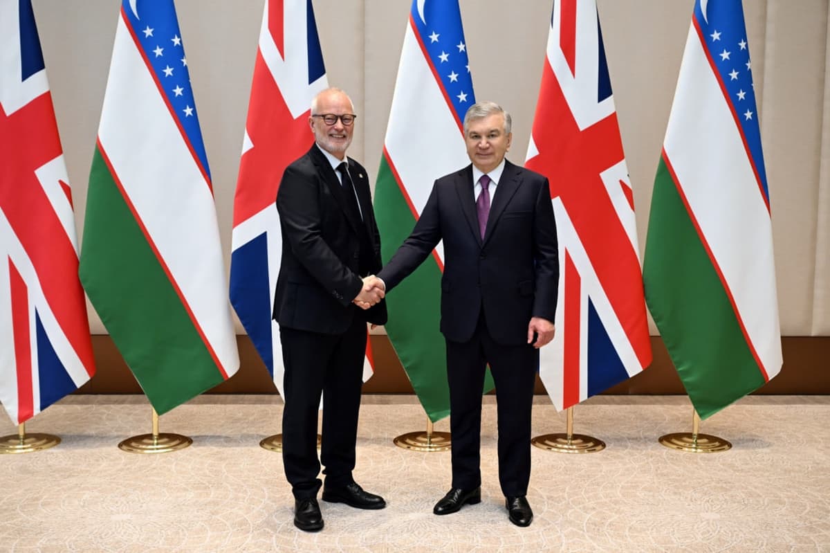 Shavkat Mirziyoyev lord Stokvud boshchiligidagi Britaniya delegatsiyasini qabul qildi