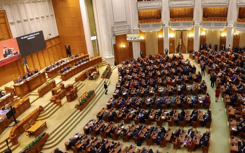 Руминияда Молдова билан бирлашиш бўйича қонун лойиҳаси янги босқичга ўтди