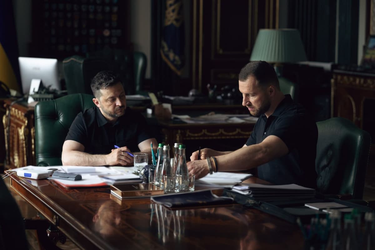 Zelenskiy Rossiyaga nisbatan «40 kunlik ta’sir operatsiyasi»ni tasdiqlaganini aytdi