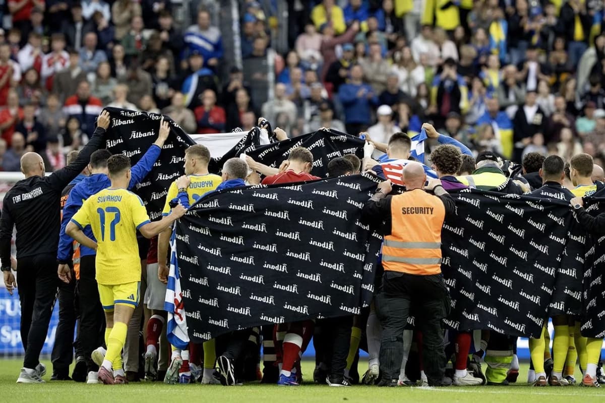 Eriksen yana o‘yin vaqtida hushidan ketdi