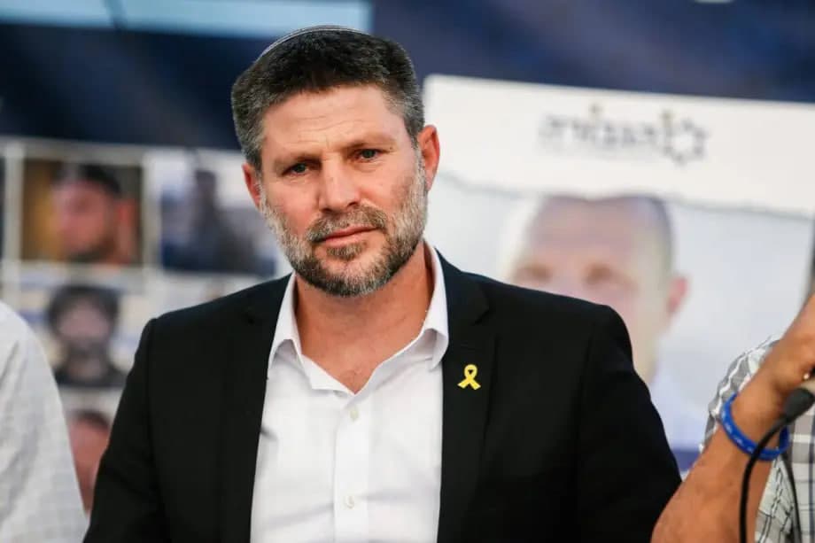 Париж исроиллик вазирга қарши санкциялар жорий қилди