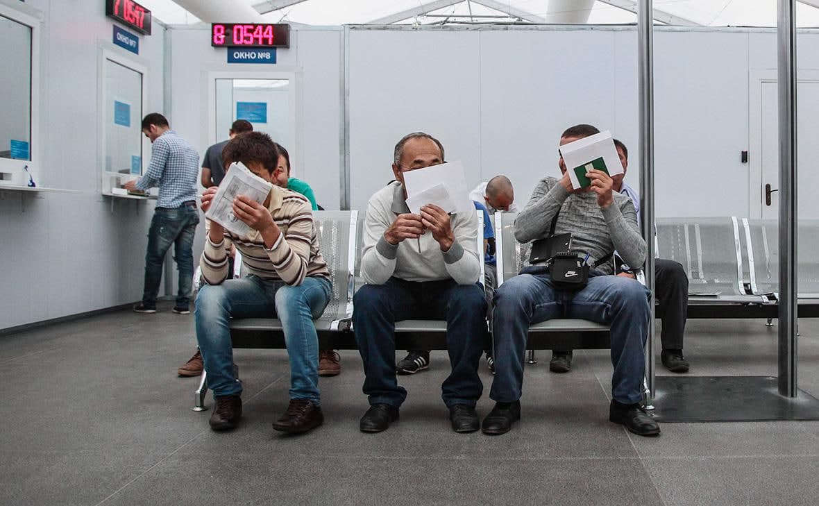 Rossiyada migrantlar uchun bojlar 12 barobar oshirilishi kutilmoqda