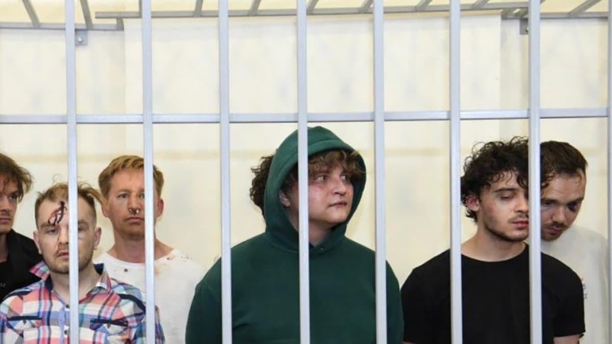 Bokuda sakkiz nafar Rossiya fuqarosi qamoq jazosiga hukm qilindi