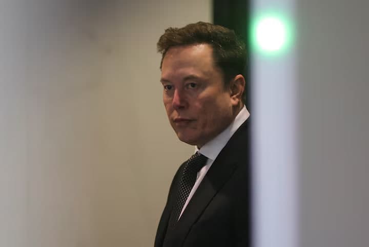 Илон Маск 55 миллиард долларлик Terafab лойиҳасини илгари сурмоқда