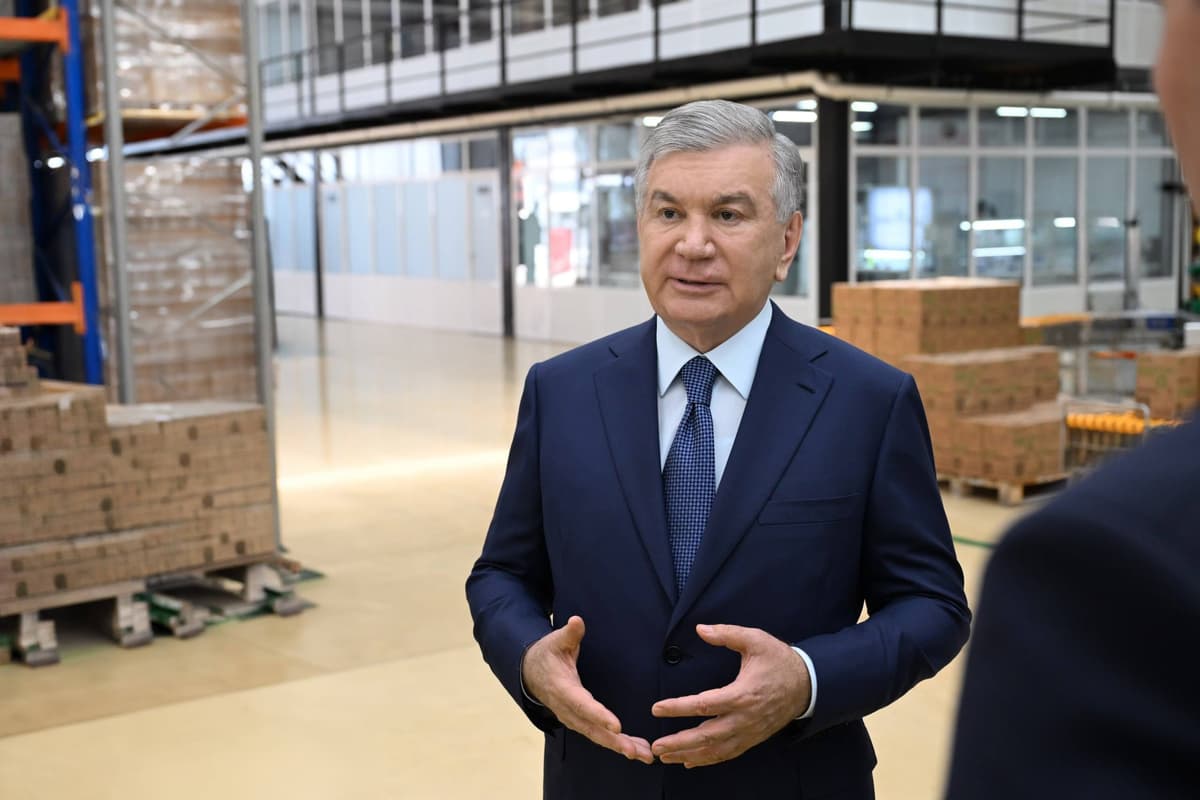 Prezident maishiy va avtomobil kimyo mahsulotlari ishlab chiqaruvchi korxonada bo‘ldi