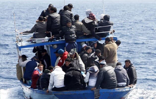 Pentagon rahbari Yevropani migrantlar «bosqini»ni to‘xtatishga chaqirdi