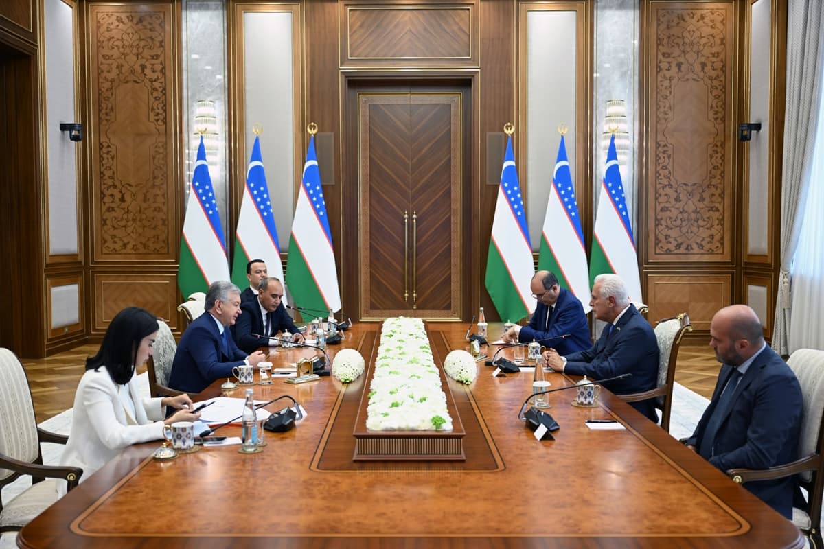 President Mirziyoyev meets Tuscany delegation, discusses trade, investment, and cultural ties