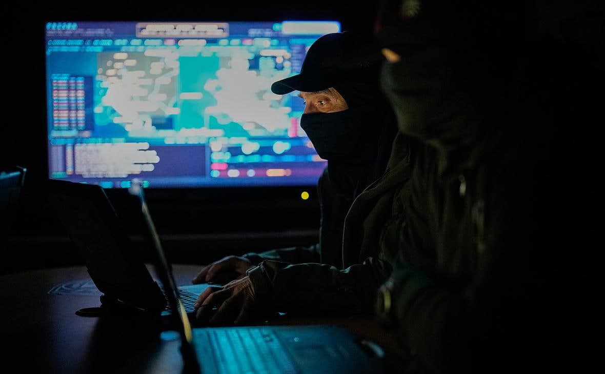 Britaniya davlat xizmatchilari akkauntlari hakerlik hujumiga uchradi