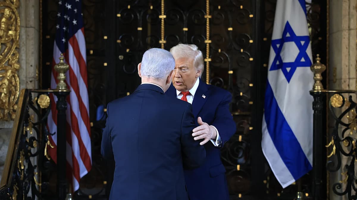 «Sening toming ketgan» – Tramp Livanga hujum tufayli Netanyahuni qattiq koyidi