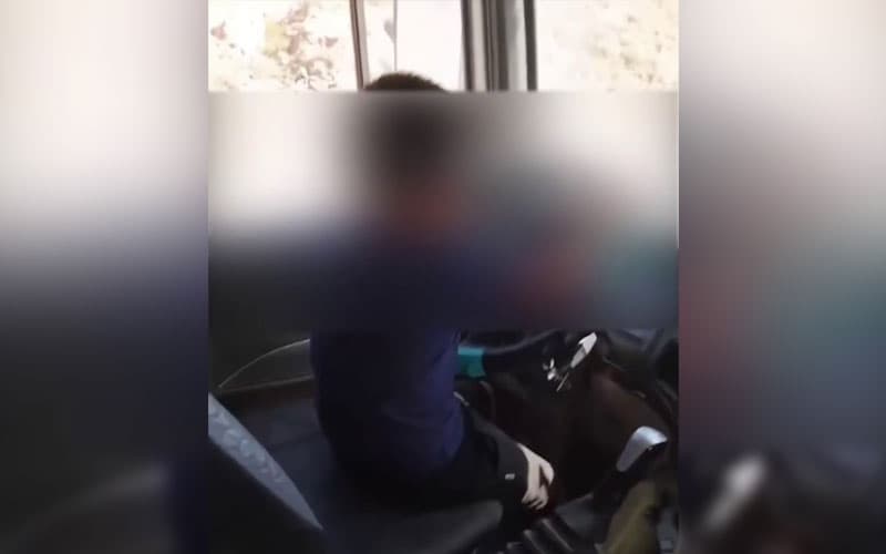 В Навои привлекли к ответственности мужчину, доверившего управление грузовиком 7-летнему ребёнку
