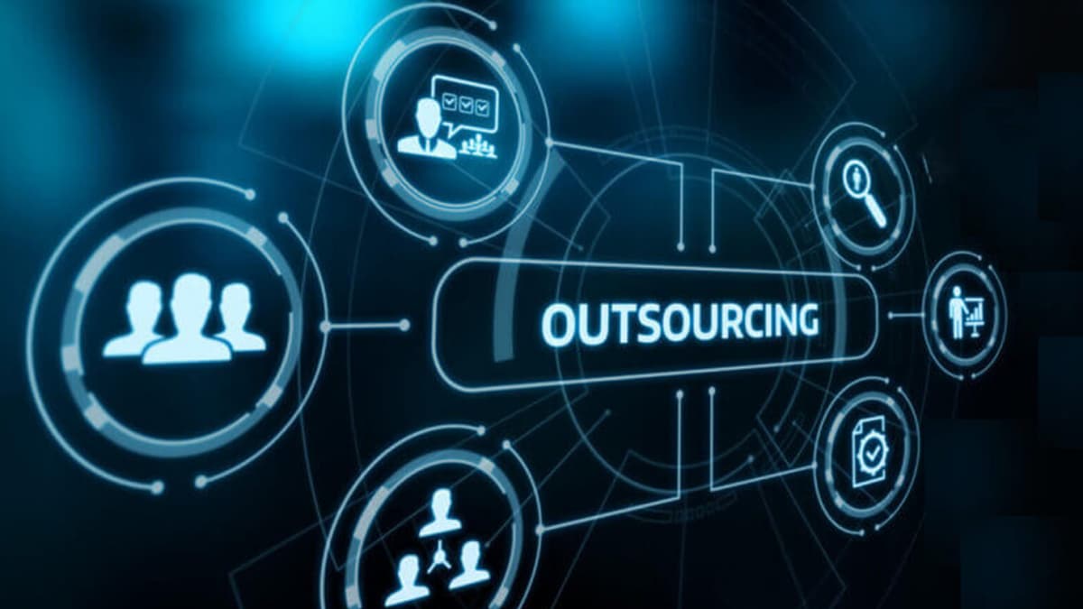 Давлат ташкилотларида айрим хизматлар аутсорсингга ўтказилади