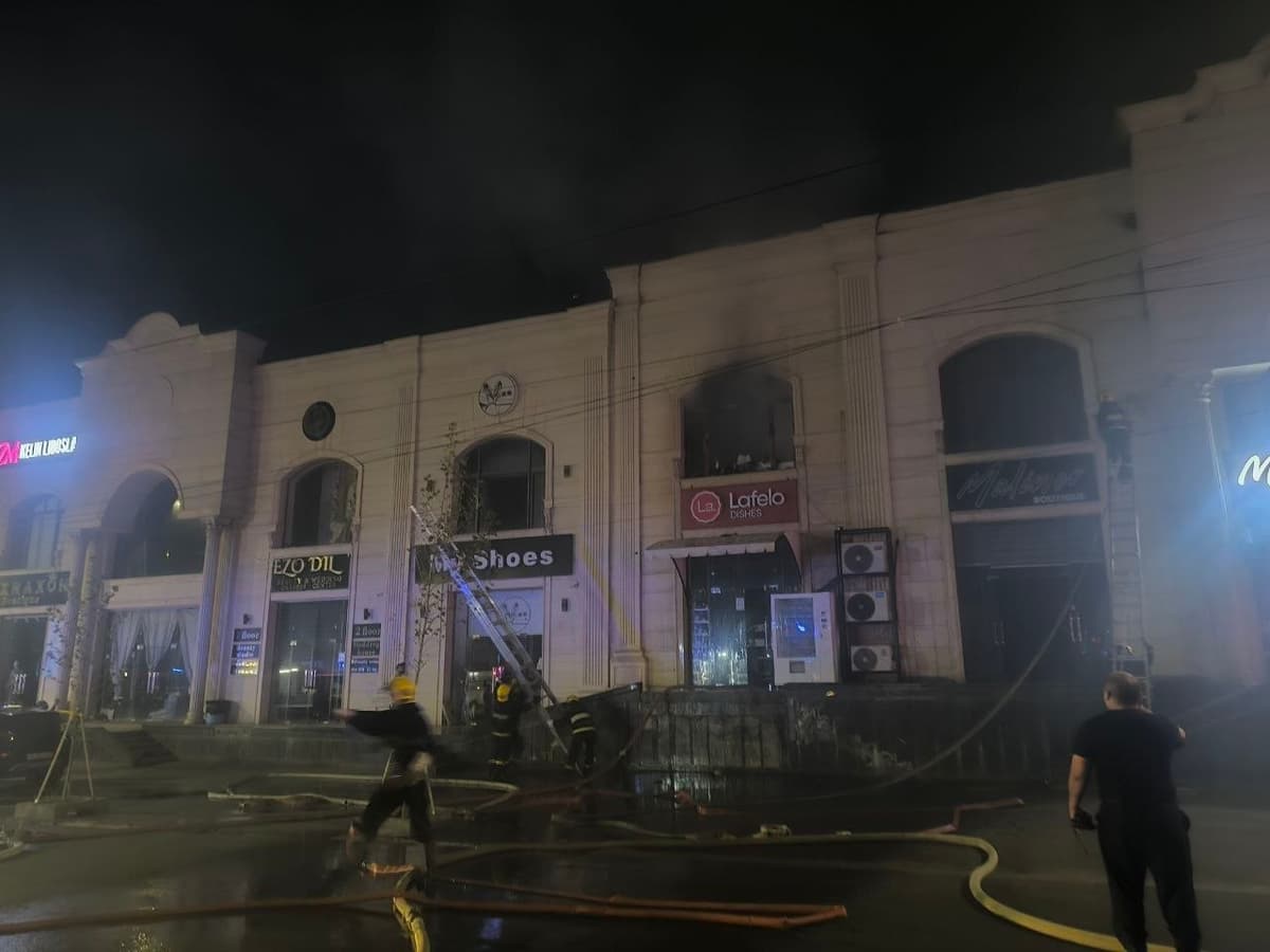 Shayxontohurda ikki qavatli do‘konda yong‘in sodir bo‘ldi