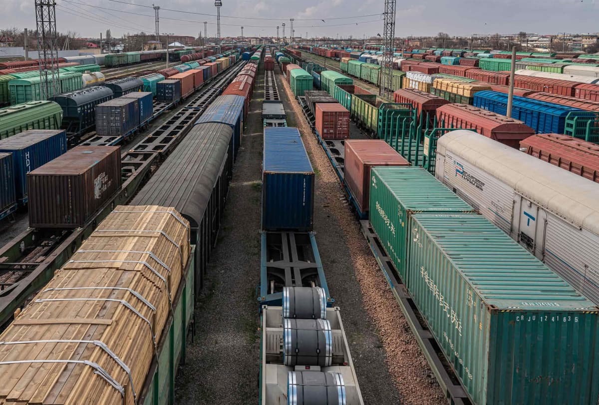 Uztemiryulkonteyner delivers first cargo shipment from Malaysia to Tajikistan
