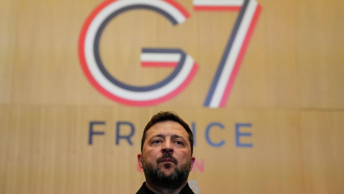 Зеленский: G7 ёрдами билан Россияни тинчликка мажбур қиламиз