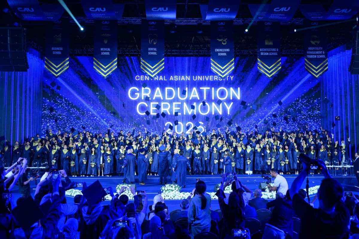 Graduation Ceremony 2026: Central Asian University мутахассисларнинг янги авлодини етиштирди