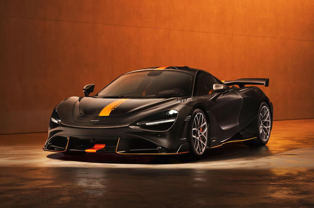 McLaren афсонавий V8 суперкарининг якуний версиясини тақдим қилди