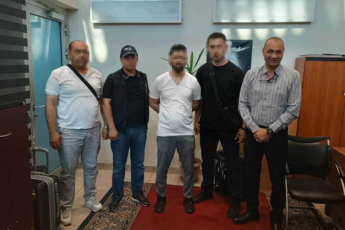Товламачилик учун қидирувда бўлган шахс Мисрдан экстрадиция қилинди