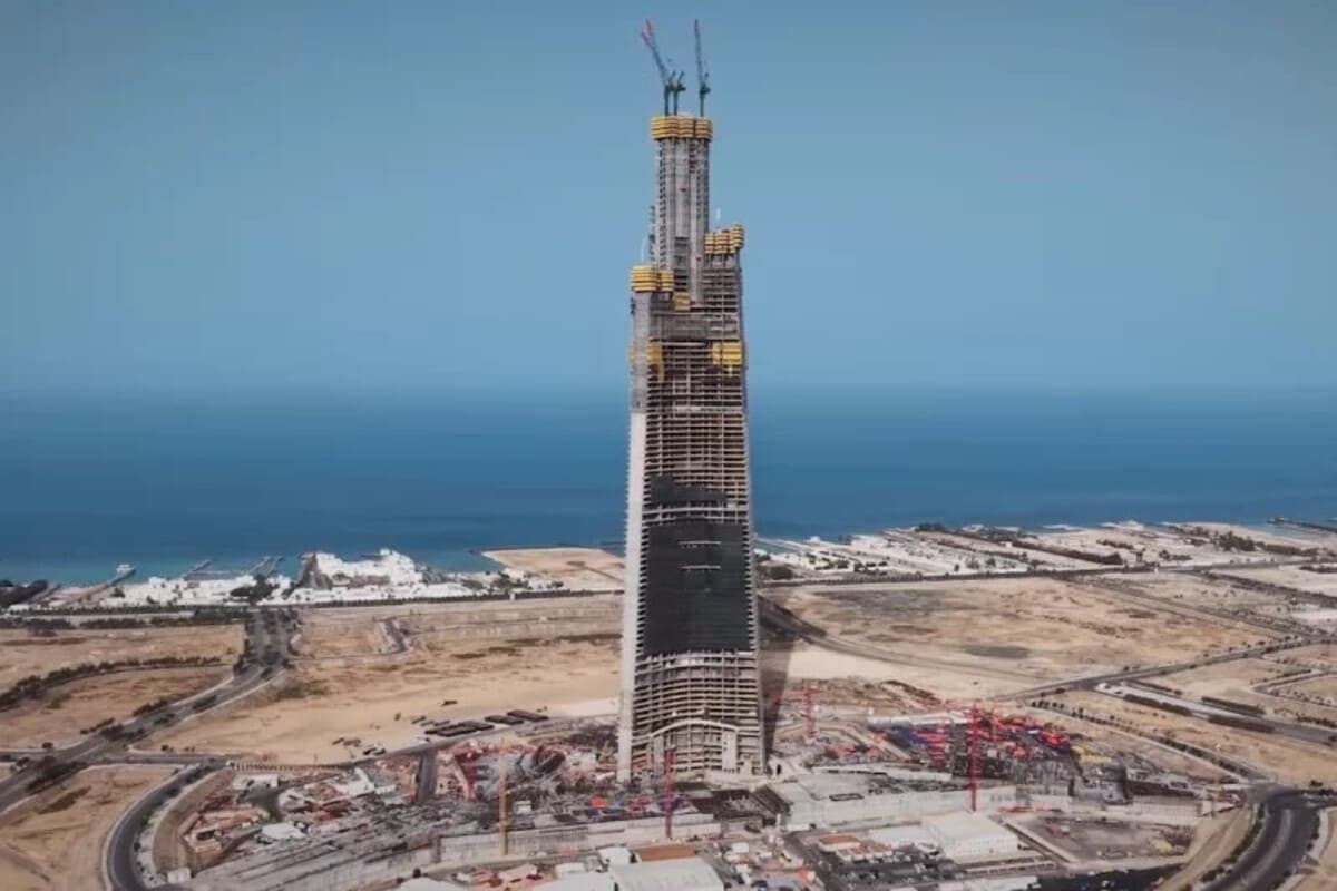 Jeddah Tower 103-қаватга етди