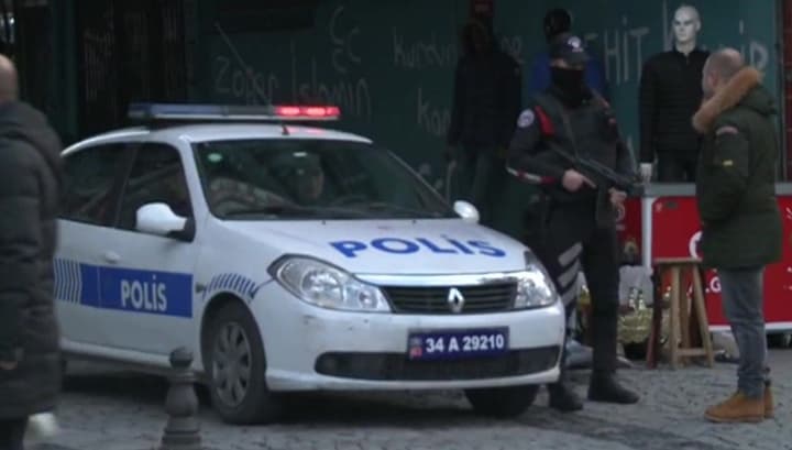 Turkiyada Rossiya elchisi o‘ldirilgan ko‘rgazma tashkilotchisi hibsga olindi