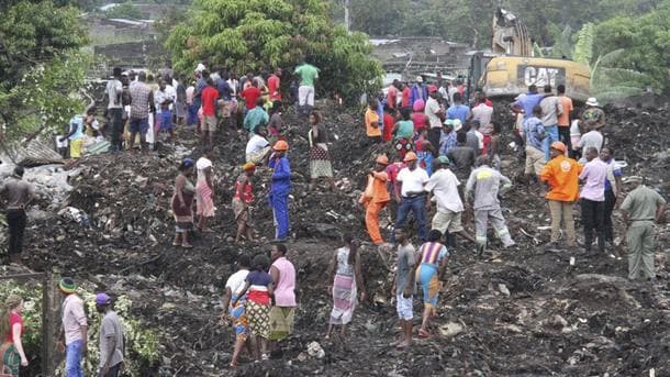 Mozambikda 17 kishi chiqindilar ostida qolib ketdi