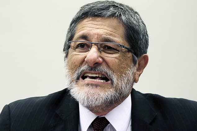 Petrobras sobiq rahbari va yetti bosh menejyeri korrupsiyada ayblandi