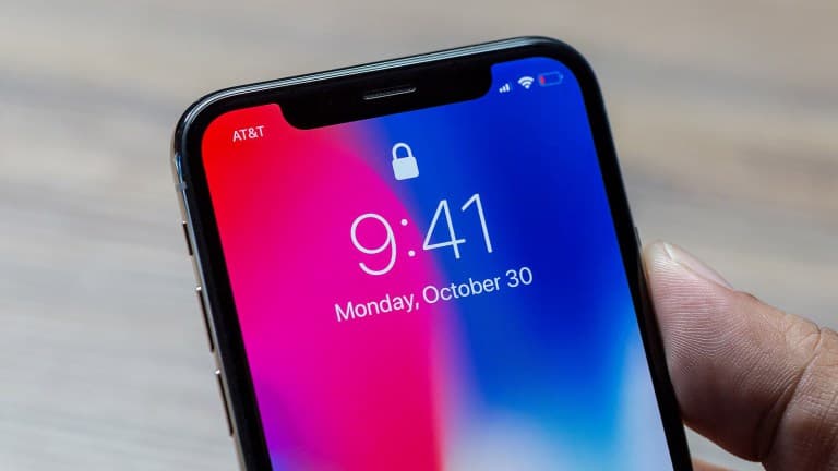 Apple smartfonlar "sekinlashuvi"ni o‘chirish imkonini beruvchi yangi iOS versiya haqida e'lon qildi
