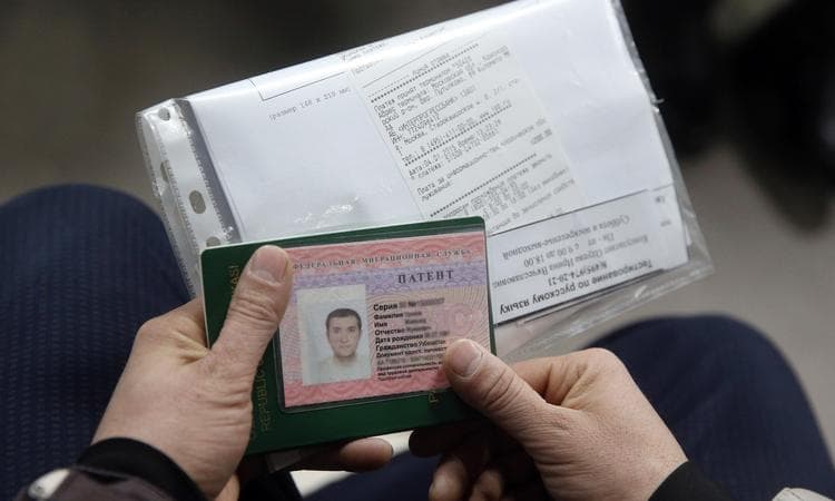Петербургда патент билан ишлаш бўйича ўзбеклар ва тожиклар етакчилик қилмоқда