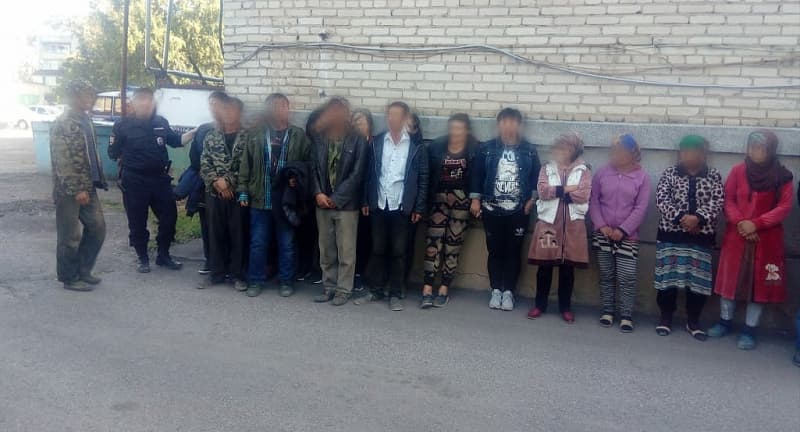 Kaluga oblastidagi issiqxonada O‘zbekiston va Xitoydan kelgan 51 nafar noqonuniy migrant aniqlandi