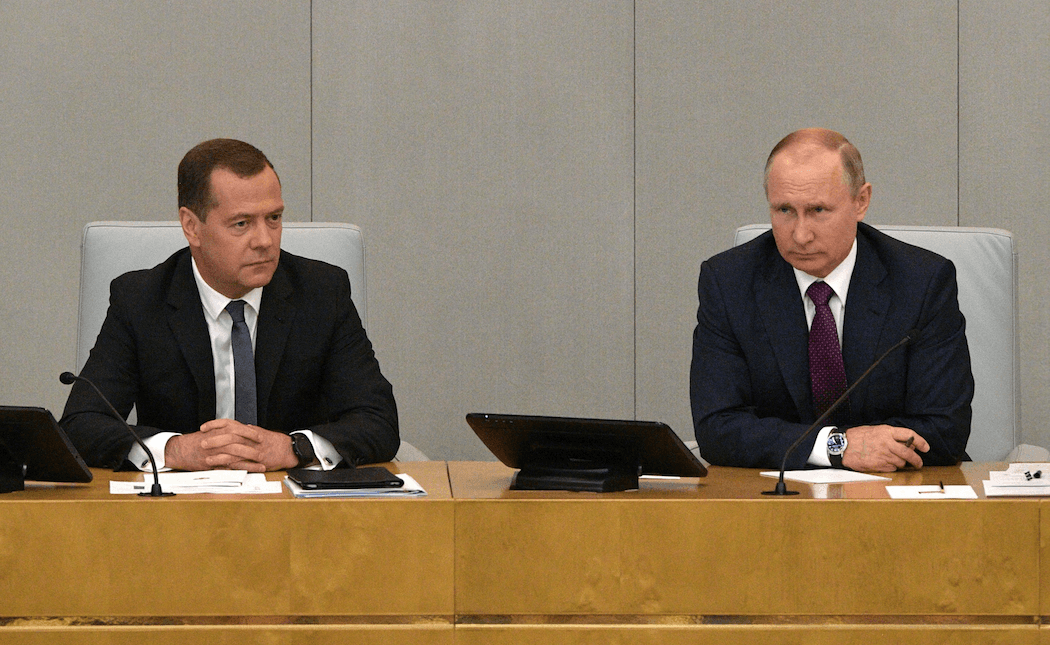 Kreml: Putin va Medvedev hukumat yangi tarkibini muhokama qiladi