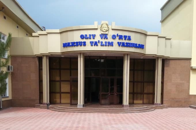 Oliy va o‘rta maxsus ta'lim vazirligining asosiy vazifalari belgilanadi