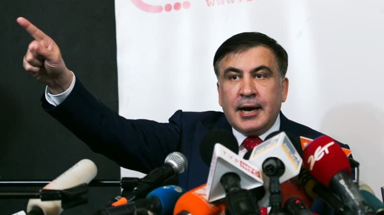 «Ruhiy kasallar shifokorlarni qulflab qo‘ygan». Saakashvili Gruziyada hokimiyatni o‘zgartirishga chaqirdi