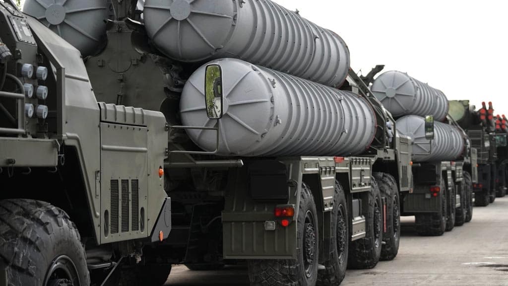 АҚШ Туркиядан Россиянинг С-400 ракета мажмуасини сотиб олишдан воз кечишини талаб қилди